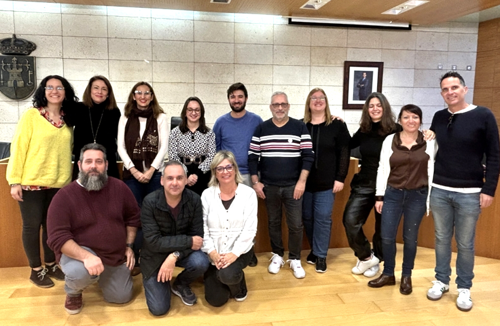 Docentes italianos conocen el funcionamiento del centro de adultos de la comarca del Bajo Guadalentín